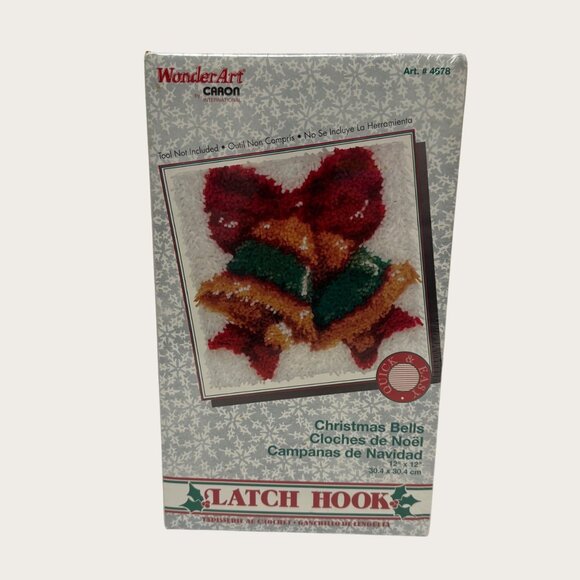 Caron WonderArt Christmas Bells Latch Hook Kit 12" X 12" - Picture 1 of 4